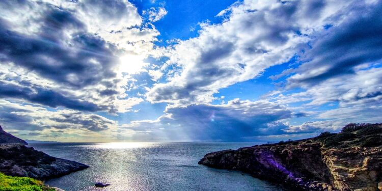 Με τι καιρό θα κάνουμε Πάσχα: Ανοιξιάτικες συνθήκες και άνοδος της θερμοκρασίας - Χωρίς προβλήματα οι μετακινήσεις - ertnews.gr