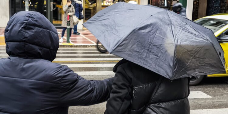 Καιρός: Βροχές, νεφώσεις και πτώση της θερμοκρασίας - Η πρόγνωση για την Κυριακή του Πάσχα - ertnews.gr