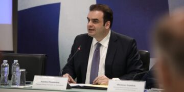 Πιερρακάκης: Η Ελλάδα βρίσκεται σε τροχιά ανάπτυξης – Η χώρα μας είναι σε θέση να απορροφήσει το σοκ της κρίσης στη Μέση Ανατολή