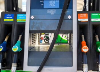 Πρ. Βενζινοπωλών Αττικής στο ΕΡΤnews: Μείωση στις τιμές καυσίμων – Κάτω από 1,90 ευρώ το πετρέλαιο κίνησης «βλέπει» η αγορά