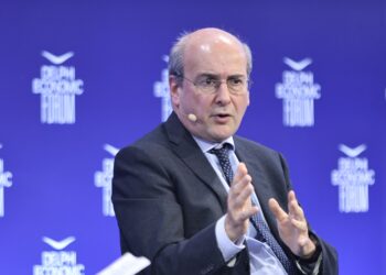 Χατζηδάκης στο Φόρουμ των Δελφών: Συμφωνία με ΟΟΣΑ για νέες μεταρρυθμίσεις - Μείωση του κενού ΦΠΑ στο 9,5%