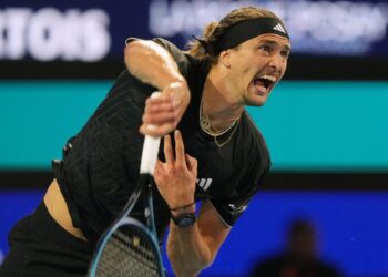 Ο Ζβέρεφ προκρίθηκε στα προημιτελικά στο Πριγκιπάτο - www.ertsports.gr