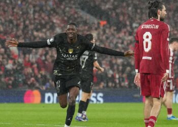 Η Παρί έφυγε θριαμβεύτρια και με την πρόκριση από το Λίβερπουλ - www.ertsports.gr