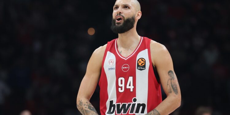 Ο Φουρνιέ ταλαιπωρείται από στομαχικές διαταραχές, αλλά θα παίξει με τη Ρεάλ - www.ertsports.gr