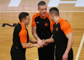 Ανακοινώθηκαν οι διαιτητές για το Μπαρτσελόνα - Παναθηναϊκός - www.ertsports.gr