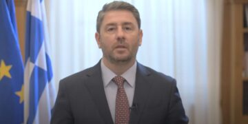 Live η έκτακτη Συνέντευξη Τύπου του Προέδρου του ΠΑΣΟΚ