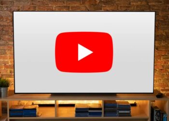 YouTube Ask AI smart TV