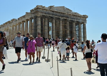 Ξενοδοχεία vs Βραχυχρόνια: Τα στοιχεία του 2025