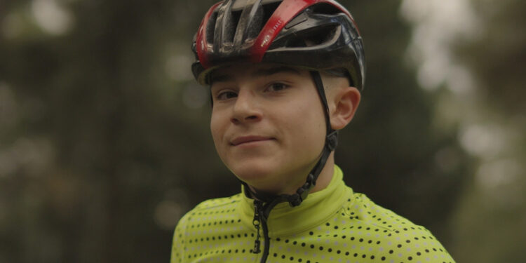 Πετάλι πέρα από την αιμορροφιλία: Ο 15χρονος Γιάννης Λούγγος μετατρέπει τα όρια σε δύναμη