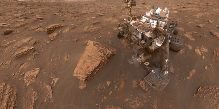Το Curiosity αποκάλυψε πραγματικό θησαυρό οργανικών μορίων σε κρατήρα του Άρη