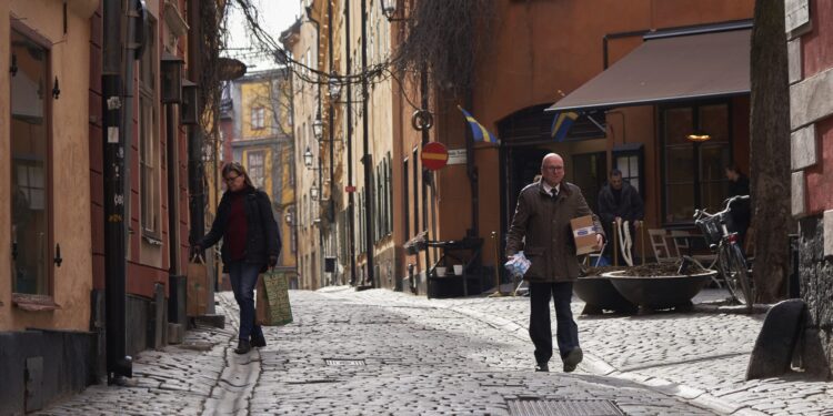 Σουηδία: Ένα καφέ με μάνατζέρ του την Τεχνητή Νοημοσύνη άνοιξε πρόσφατα σε συνοικία της Στοκχόλμης