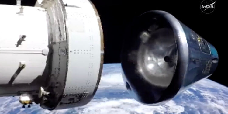 Μετά το Artemis II: Η NASA στρέφεται σε SpaceX και Blue Origin για την «παγκόσμια κούρσα» επιστροφής στη Σελήνη