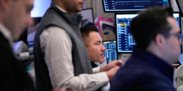 Wall Street: Η αισιοδοξία για συμφωνία στη Μέση Ανατολή έφερε κέρδη