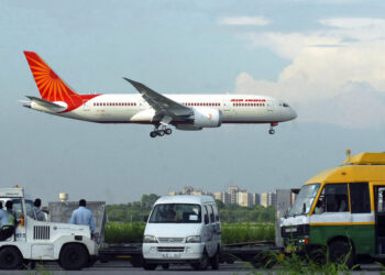 ΕΕ: Σχέδιο έκτακτης ανάγκης για τα καύσιμα αεροσκαφών – Φόβοι για ελλείψεις και «αναταράξεις» στις πτήσεις το καλοκαίρι