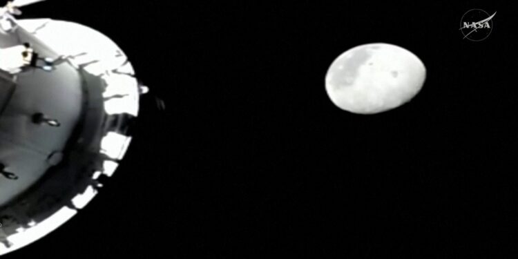 Η αποστολή Artemis II σπάει το ρεκόρ του Apollo 13 – Ο άνθρωπος ταξιδεύει πιο μακριά στο Διάστημα από ποτέ (live εικόνα)