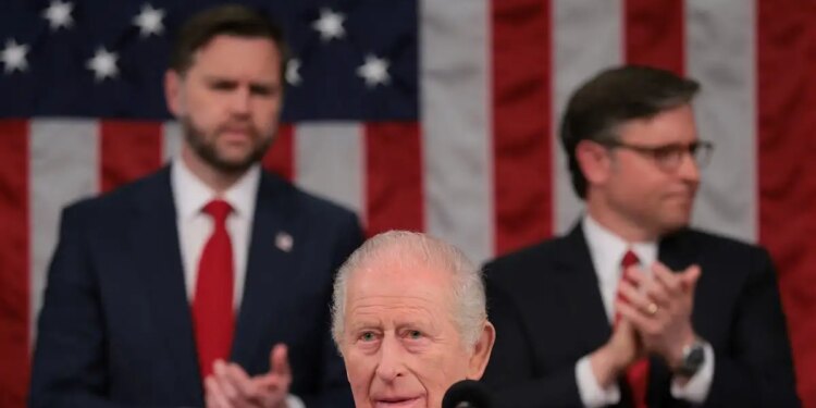 Ιστορική ομιλία του Καρόλου στο Κογκρέσο - Οι αναφορές στους δεσμούς ΗΠΑ και Βρετανίας αλλά και στους πυροβολισμούς στο δείπνο των ανταποκριτών