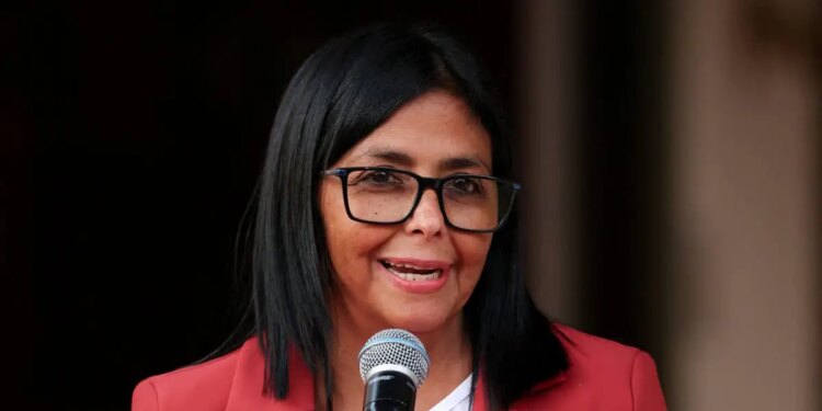 Οι ΗΠΑ ήραν τις κυρώσεις κατά της προσωρινής Προέδρου της Βενεζουέλας Ντέλσι Ροντρίγκες