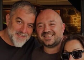 Δέσποινα Βανδή και Βασίλης Μπισμπίκης στη Χαλκίδα, απόλαυσαν μεζέδες σε γνωστό ουζερί