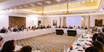 Ανακοινώσεις, κλειστές συναντήσεις και διεθνής εξωστρέφεια στο Delphi Forum