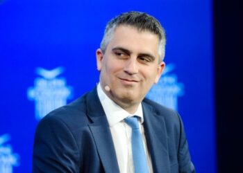 Δήμας: Η Ελλάδα αξιοποιεί το Ταμείο Ανάκαμψης στην κατασκευή εμβληματικών έργων