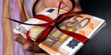 Δώρο Πάσχα: Έως Μεγάλη Τετάρτη η καταβολή στον ιδιωτικό τομέα – Τι ισχύει για εργαζόμενους και εργοδότες