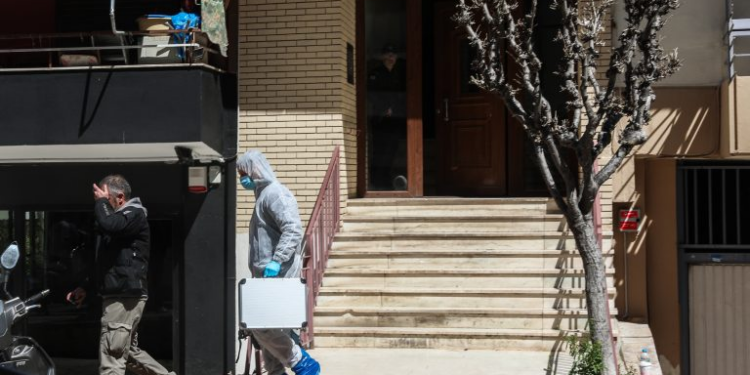 Ζωγράφου: Προφυλακίστηκε ο 54χρονος για τους θανάτους μητέρας και αδερφής - ertnews.gr