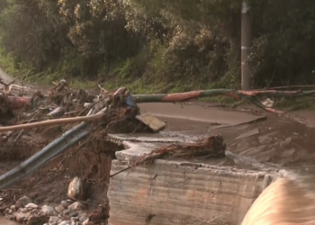 Πικέρμι: Προβλήματα, κλειστοί δρόμοι και υπερχείλιση του ρέματος Βάρδα από την κακοκαιρία «Erminio»