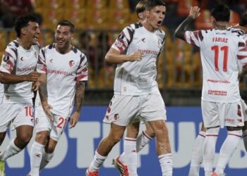 Live Streaming: Εστουντιάντες - Φλαμένγκο - www.ertsports.gr