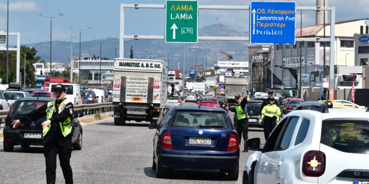 Κορυφώνεται η έξοδος των εκδρομέων του Πάσχα - Η μαζικότερη των τελευταίων ετών - ertnews.gr