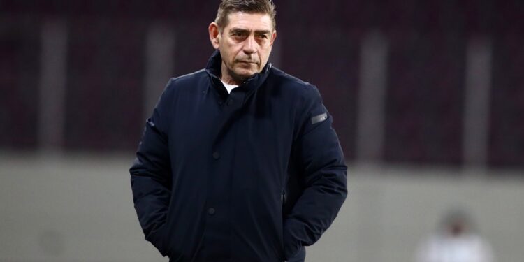 ΑΕΛ: Σκέψεις για αλλαγή στον πάγκο - www.ertsports.gr