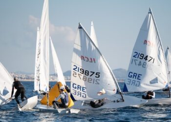 Τεράστια η συμμετοχή στο πανελλήνιο πρωτάθλημα ILCA 6 Ανδρών - www.ertsports.gr