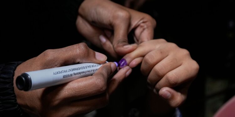 HPV: Ο καρκίνος, η πρόληψη και η σημασία του εμβολιασμού