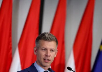 Ουγγαρία: Η νέα κυβέρνηση θα ανοίξει τα αρχεία της μυστικής αστυνομίας της κομμουνιστικής περιόδου