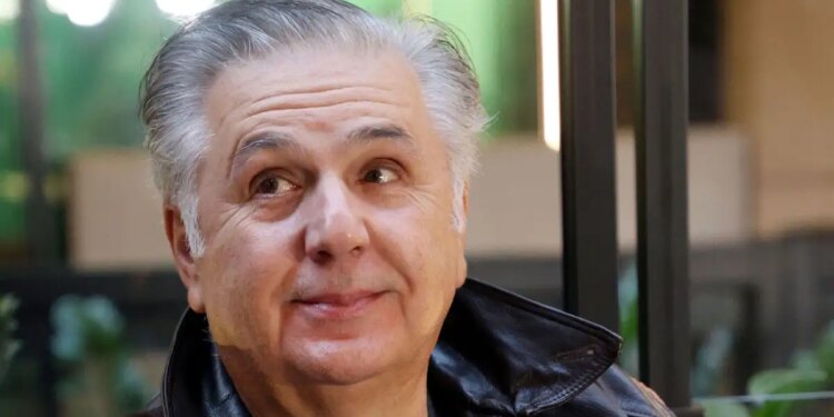 Πιο επικίνδυνη από την αποτυχία είναι η κολακεία των συναδέλφων και των θεατών