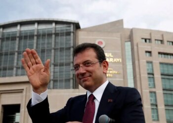 Εκρέμ Ιμάμογλου: Νέα εισαγγελική έρευνα εναντίον του για «προσβολή δημόσιου λειτουργού»