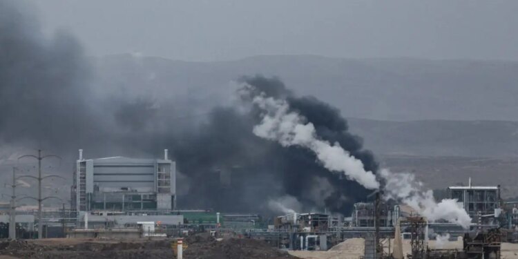 Μέση Ανατολή: Δύσκολη νύχτα με αλλεπάλληλα χτυπήματα από Ισραήλ και Ιράν