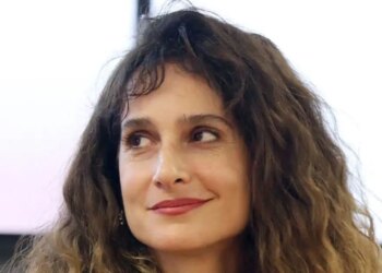 «Ήρθα αντιμέτωπη επαγγελματικά με οικονομική απάτη, προσβλήθηκα, θύμωσα»