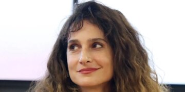 «Ήρθα αντιμέτωπη επαγγελματικά με οικονομική απάτη, προσβλήθηκα, θύμωσα»