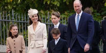 Η βασιλική οικογένεια στην λειτουργία της Κυριακής του Πάσχα - Η εντυπωσιακή Κέιτ Μίντλετον και o πρίγκιπας Τσορτζ που ψήλωσε