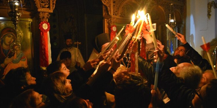 Τα Αναστάσιμα Μηνύματα του ΠτΔ, του  Πρωθυπουργού και των πολιτικών Αρχηγών