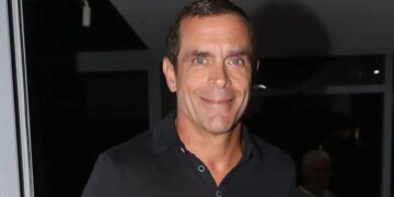 Δεν πιστεύω στον Θεό, αντίθετα, θα το ήθελα πάρα πολύ