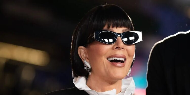 Η Κρις Τζένερ δυσαρεστημένη με το λίφτινγκ των 100.000 δολαρίων που «δεν κράτησε» και πάει για νέο