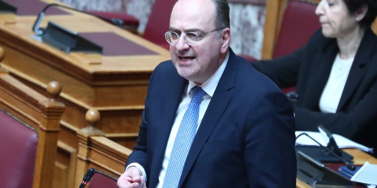 Υπόθεση Λαζαρίδη: «Φουντώνει» η πολιτική αντιπαράθεση μετά την ανάρτησή του - «Όχι στην τοξικότητα» λέει η κυβέρνηση