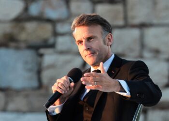 Ισχυρό μήνυμα στήριξης από Μακρόν: «Αν η Τουρκία απειλήσει την Ελλάδα, να ξέρετε ότι θα είμαστε εδώ»