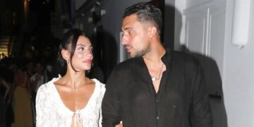 Σάκης Κατσούλης και Μαριαλένα Ρουμελιώτη έφτιαξαν το παιδικό δωμάτιο, λίγο πριν καλωσορίσουν τον γιο τους