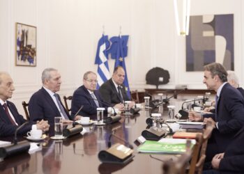 Συνάντηση Μητσοτάκη με τον αντιπρόεδρο της Παλαιστινιακής Αρχής: Θέλουμε να δούμε μια μακροπρόθεσμη και βιώσιμη λύση