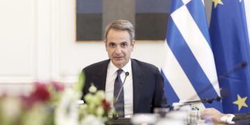 Παρέμβαση Μητσοτάκη στο Yπουργικό για την προστασία από την ανώνυμη τοξικότητα στο Διαδίκτυο