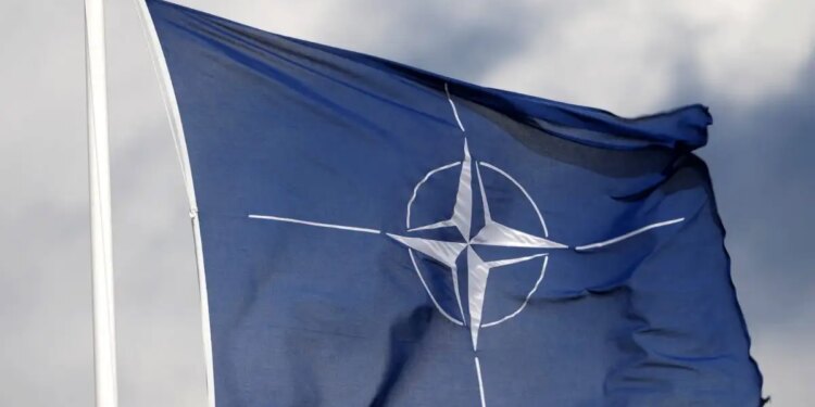 Αποχώρηση των ΗΠΑ από το ΝΑΤΟ: Πόσο ρεαλιστική είναι η απειλή του Τραμπ και ποιες οι συνέπειες