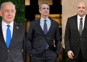 Μητσοτάκης: Τηλεφωνική επικοινωνία με Αούν και Νετανιάχου για τις εξελίξεις στη Μέση Ανατολή