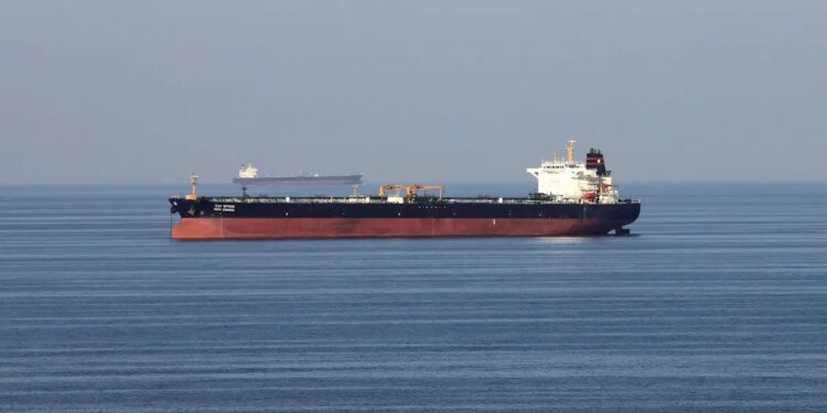 Ιράν: Τα Στενά του Ορμούζ θα παραμείνουν κλειστά από μέχρι να αρθεί ο ναυτικός αποκλεισμός των ΗΠΑ